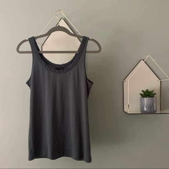 NWT Banana Republic Sleeveless Top - Picture 1 of 5